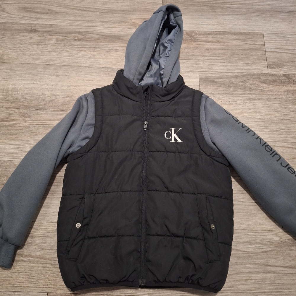 Calvin Klein Hooded Puffer Jacket